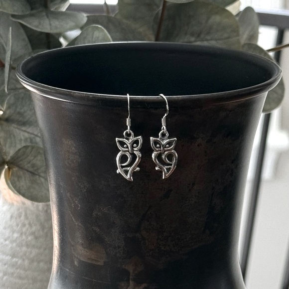 925 Sterling Silver Owl Dangle Earrings! NEW! - Picture 2 of 5